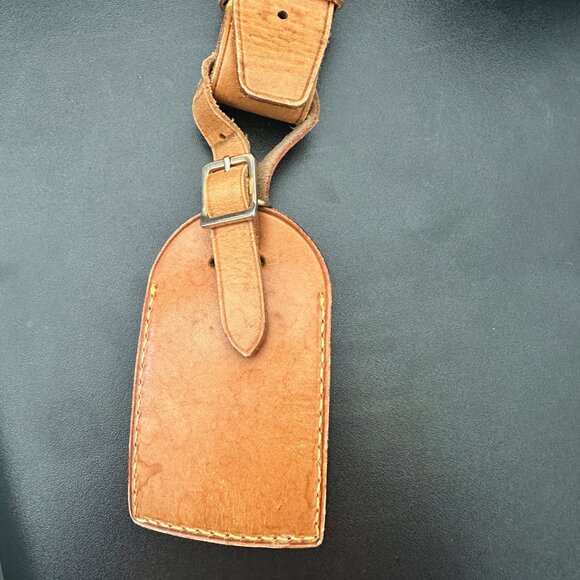 Louis Vuitton Luggage Tag w/ Piognet - GUC - Picture 6 of 8